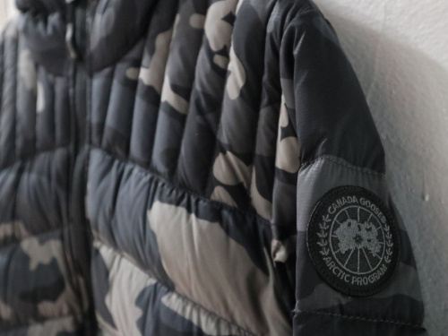 アウトドアブランドのCANADA GOOSE