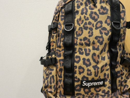 ストリートブランドのSUPREME