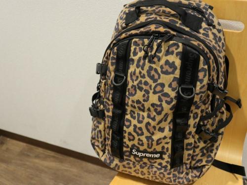 SUPREMEのシュプリーム