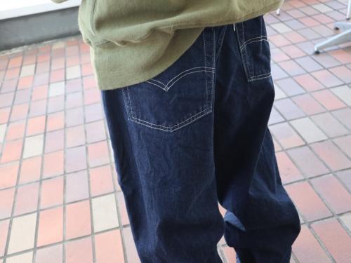 リーバイスシルバータブのbaggyパンツ