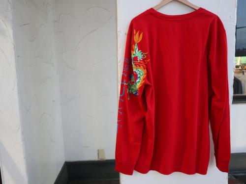 グッチのオールドロゴドラゴン刺繍カットソー