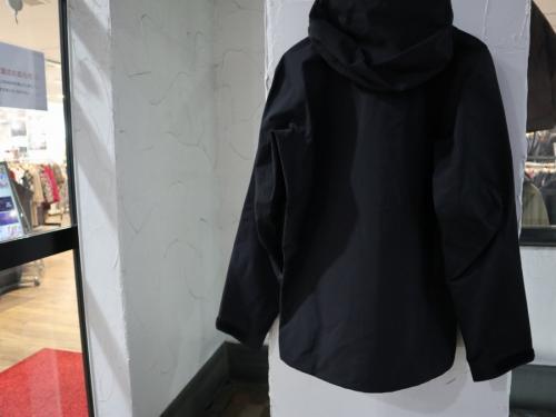 アークテリクスのBETA SV JACKET