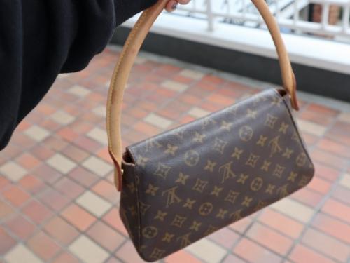 LOUIS VUITTON 　のルイ ヴィトン　