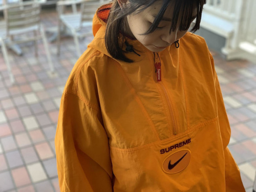 ストリートブランドのSUPREME×NIKE
