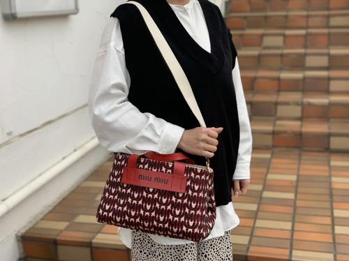 MIU MIUのミュウミュウ