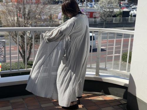 ELE STOLYOFのエレ ストリオフ