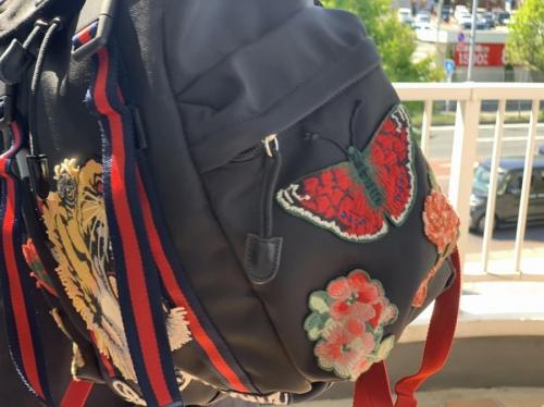 グッチのタイガーヘッドリュック