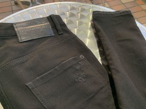 インポートブランドのDSQUARED2