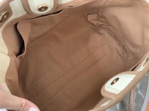 ドーヴィルのレデイース