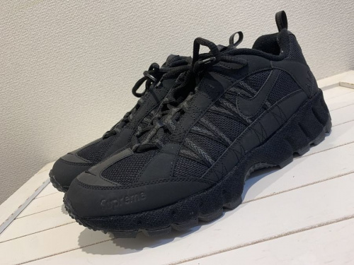 ストリートブランドのSUPREME×NIKE