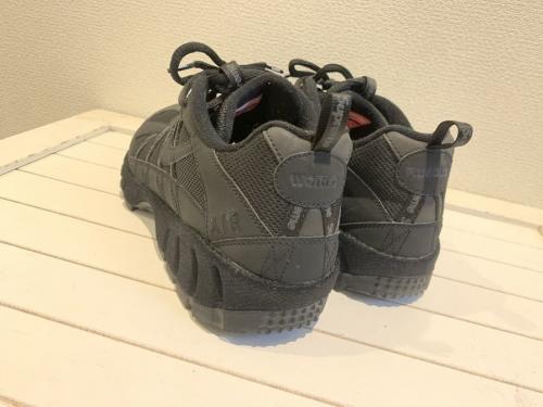 シュプリーム × ナイキのエアフマラ17シュプリーム