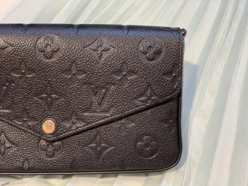 LOUIS VUITTON 　のルイ ヴィトン　