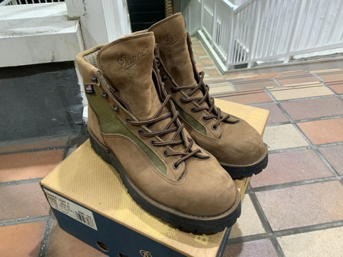 アウトドアブランドのDanner