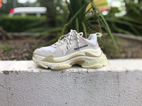 インポートブランドのBALENCIAGA