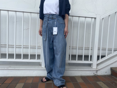 キャリアファッションのAMERI