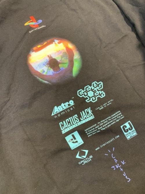 TRAVIS SCOTTのトラビス スコット