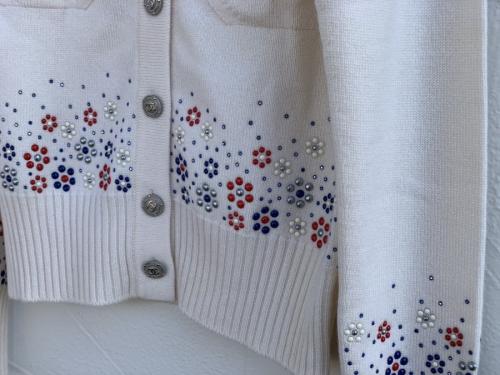 カシミヤココマーク釦ニットカーディガンのレデイース