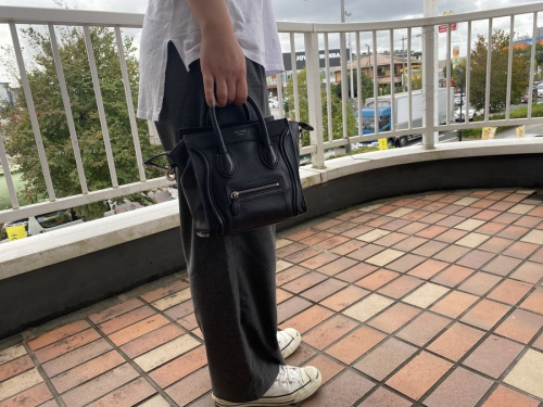 ラグジュアリーブランドのCELINE