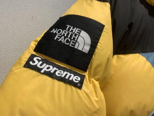 スタチュープリントバルトロジャケットのバルトロ