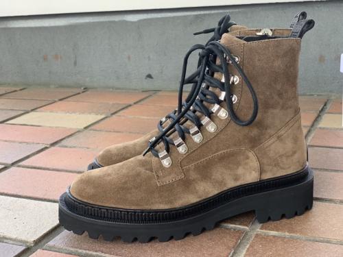 バルマンのサイドジップトレッキングシューズ
