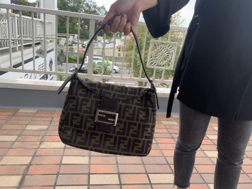 フェンディのマンマバケット