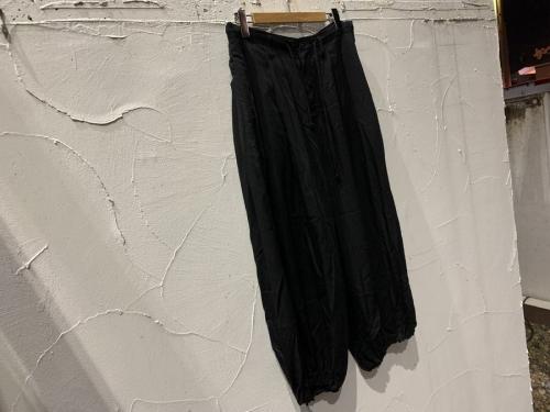 ブラックスキャンダルヨージヤマモトのR-BSバルーンパンツ