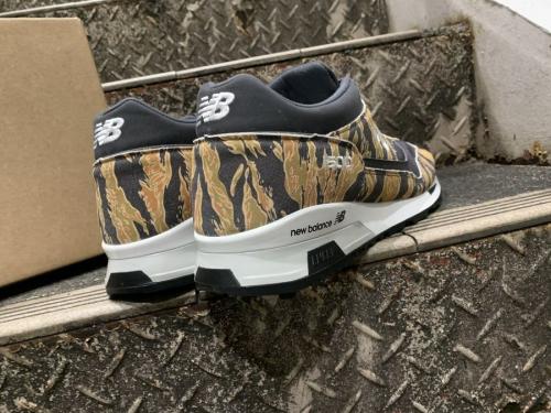 ニューバランスのローカットスニーカー