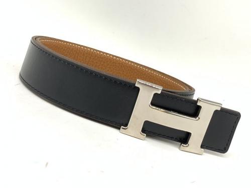 ルイ ヴィトン のコンスタンスHバックルベルト