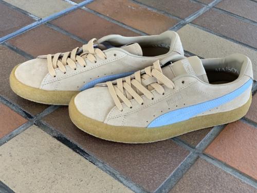 プーマ×メゾンキツネのローカットスニーカー