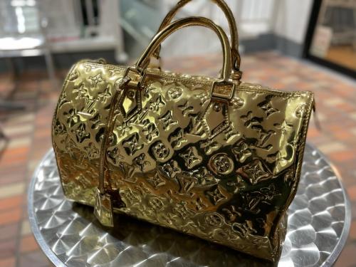 LOUIS VUITTONのルイ ヴィトン