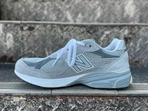 ニューバランスのM990VS3