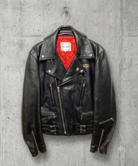 「ヴィンテージアイテムのLewis Leathers 」