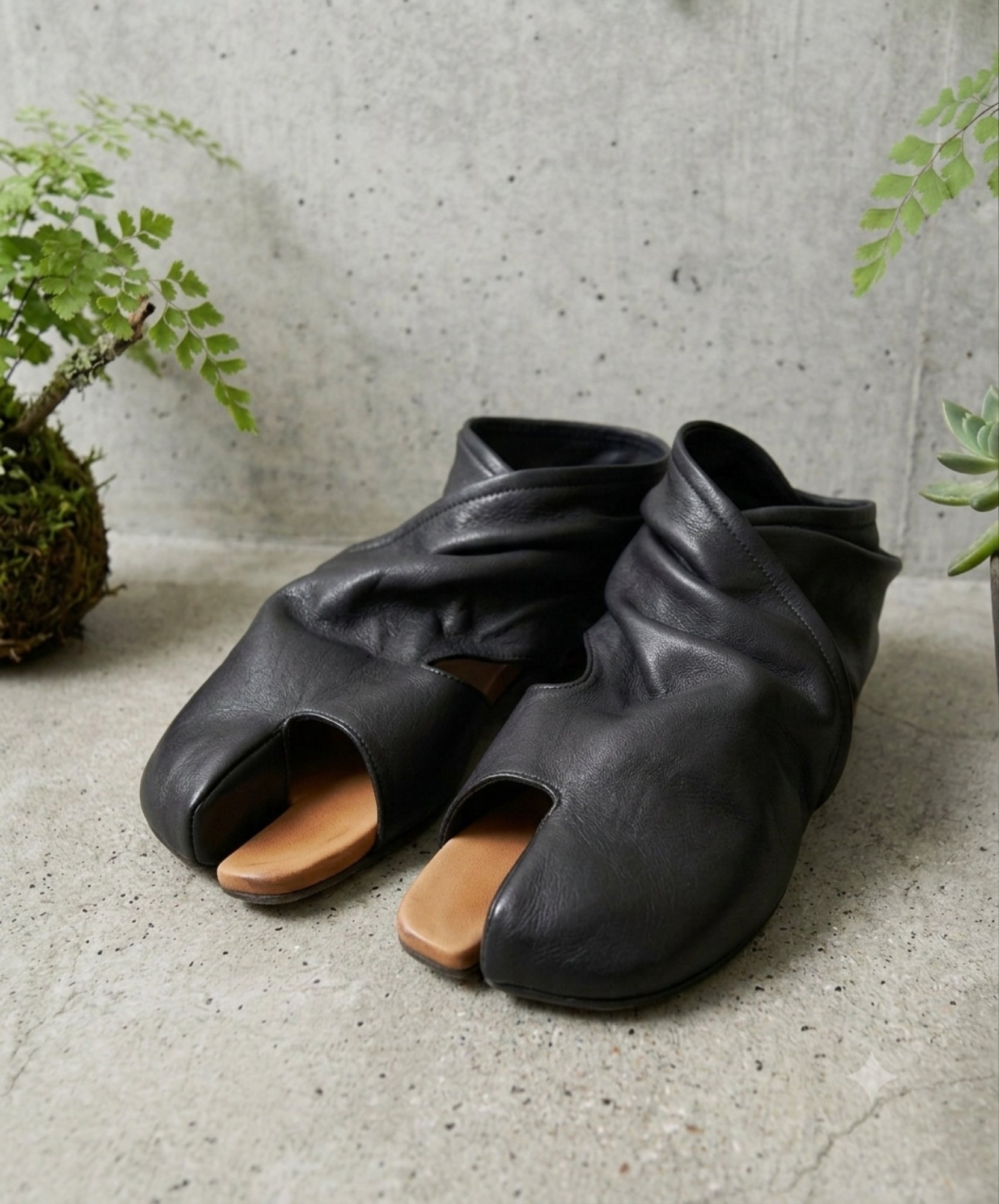 MameKurogoychi AnkleStrapSandals 24.5 新品 Mame Kurogouchi】優美な足元を演出する Sheep Leather Tabi Sandals