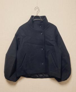 「キャリアファッションのnoble 」