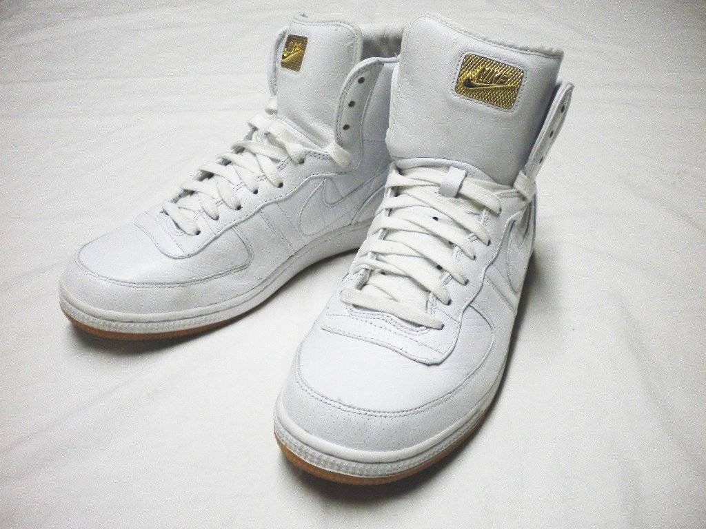 ドラマ ブザービート で山下智久さんが着用したnike ナイキ ターミネーターhiプレミアム 307893 011 345802 171 を買取入荷いたしました 2009 11 25発行