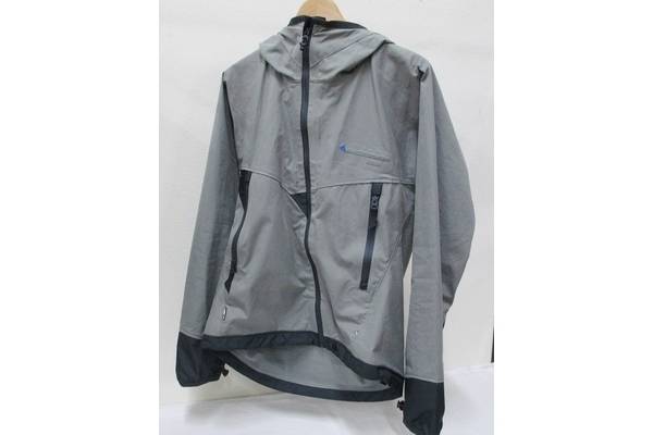 スウェーデン発のアウトドアブランドクレッタルムーセンより定番ジャケット入荷です 2013 04 02発行