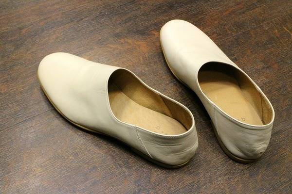 知ってる?謎多きレザーブランド!que (キュー)shoesが多摩センター店 知ってる?謎多きレザーブランド!que (キュー)shoesが多摩センター店