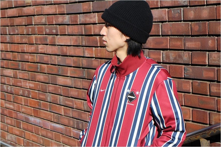 FC REAL BRISTOL/エフシーレアルブリストル】FCRB×NIKEのトラック ...