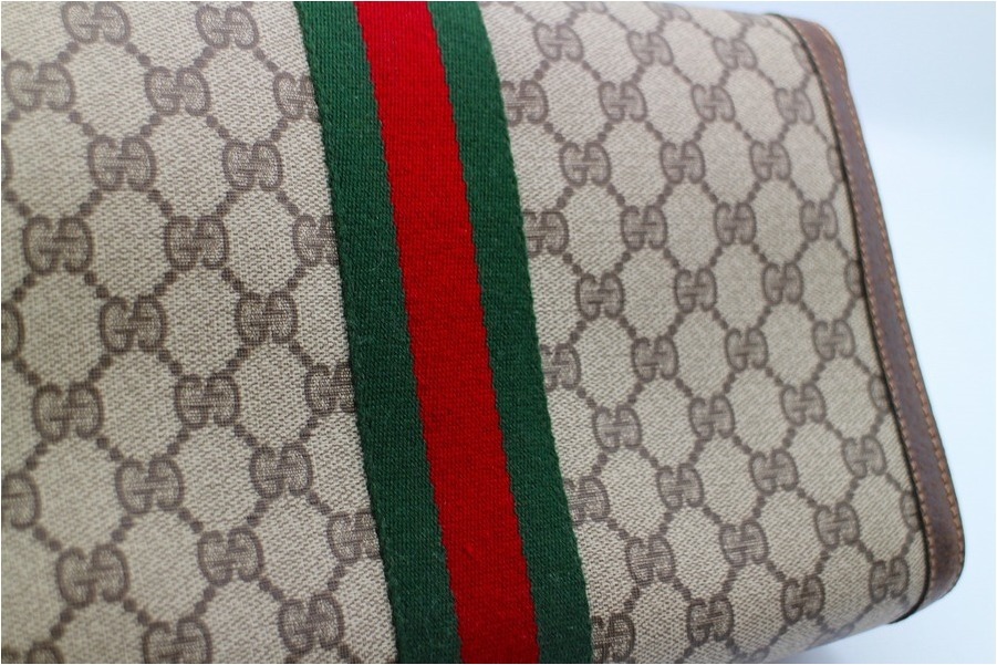 GUCCI/グッチ】より80'ｓオールドシェリークラッチバッグが入荷致し 
