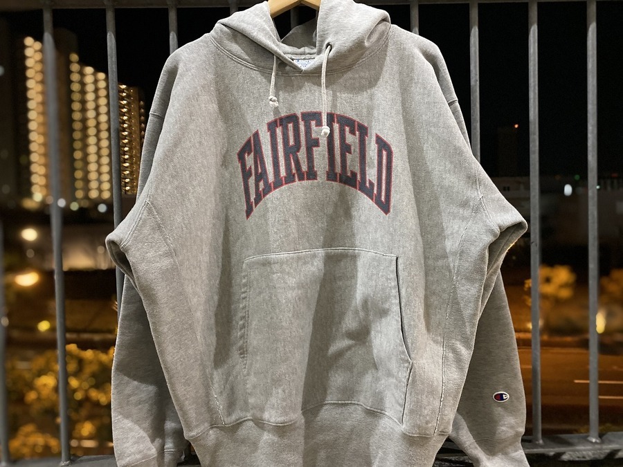 ビームス × チャンピオン 別注 パーカー チビロゴ リバース アメカジ 古着 BEAMS（ビームス）【別注】Champion / リバースウィーブ（R