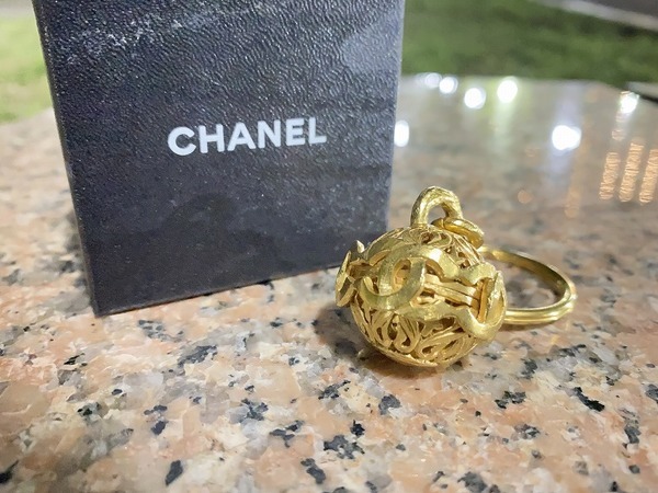 ラグジュアリーブランド【CHANEL/シャネル】より、ヴィンテージの