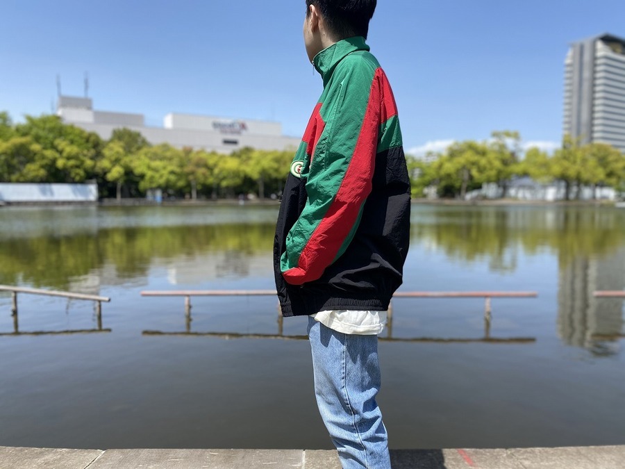 ラグジュアリーブランド【GUCCI/グッチ】より、ナイロンブルゾンを