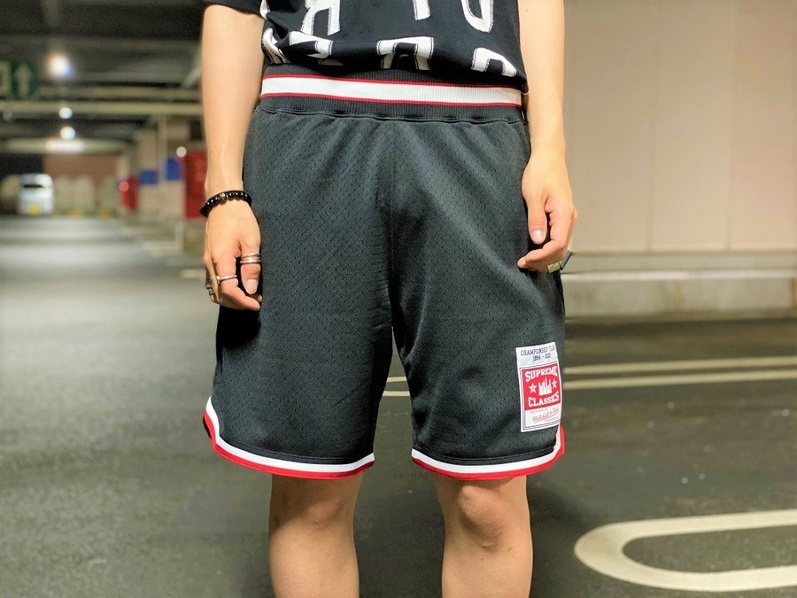 Supreme Mitchell \u0026 Ness Satin バスケショーツ