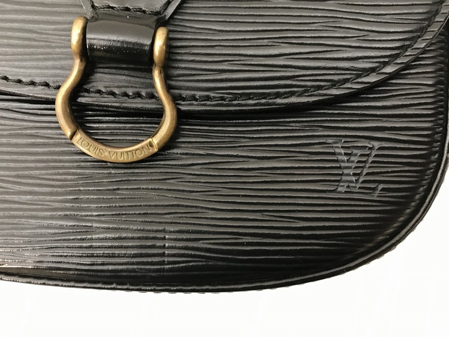 LOUIS VUITTON（ルイ・ヴィトン）エピ ショルダーバッグ入荷致しました 