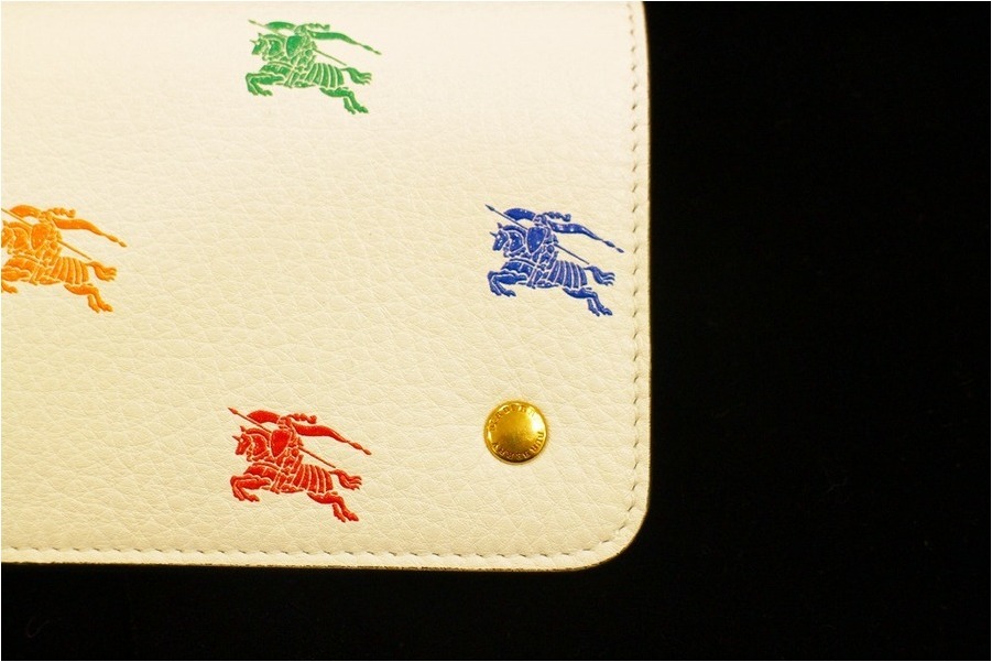 BURBERRY/バーバリー】よりエクエストリアンナイト長財布入荷