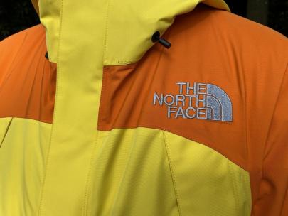 「アウトドアブランドのTHE NORTH FACE 」