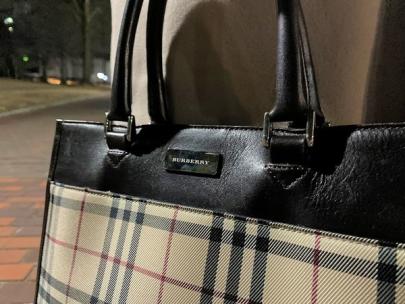 「インポートブランドのBURBERRY 」