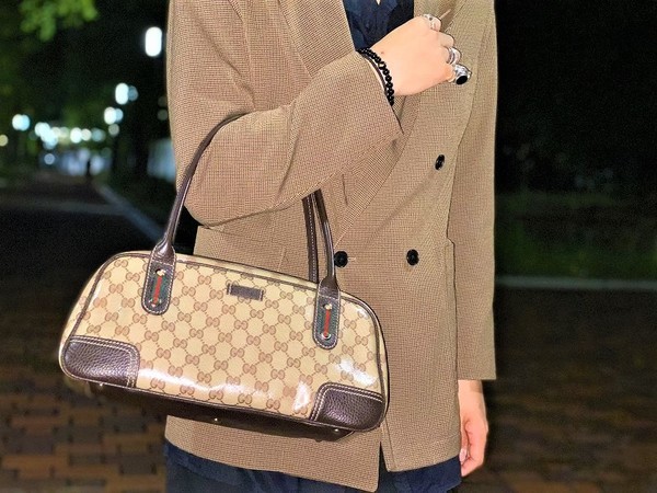 ［美品］グッチ ドゥケッサ ミニボストン GGクリスタル GG柄 コーティング 楽天市場】【バッグ】GUCCI グッチ GGクリスタル ハンドバッグ