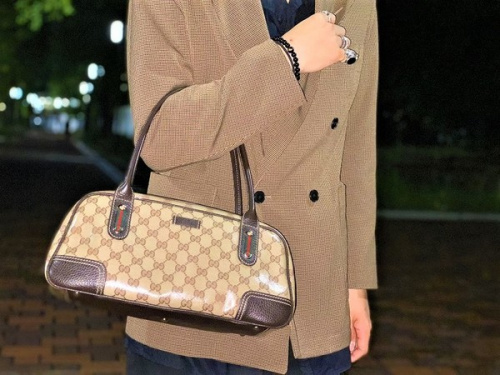 【超希少】GUCCI グッチ　GG バブーシュカ　クリスタル　ボストン　レトロ 楽天市場】【バッグ】GUCCI グッチ GGクリスタル ハンドバッグ