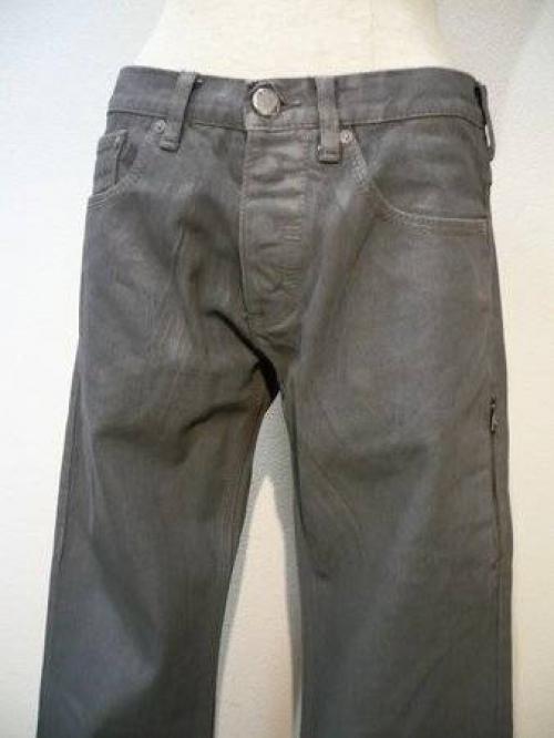 NEILBARRETT（ニールバレット）のコーティングデニムを入荷